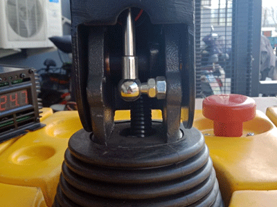 前移式叉車細(xì)節(jié)圖